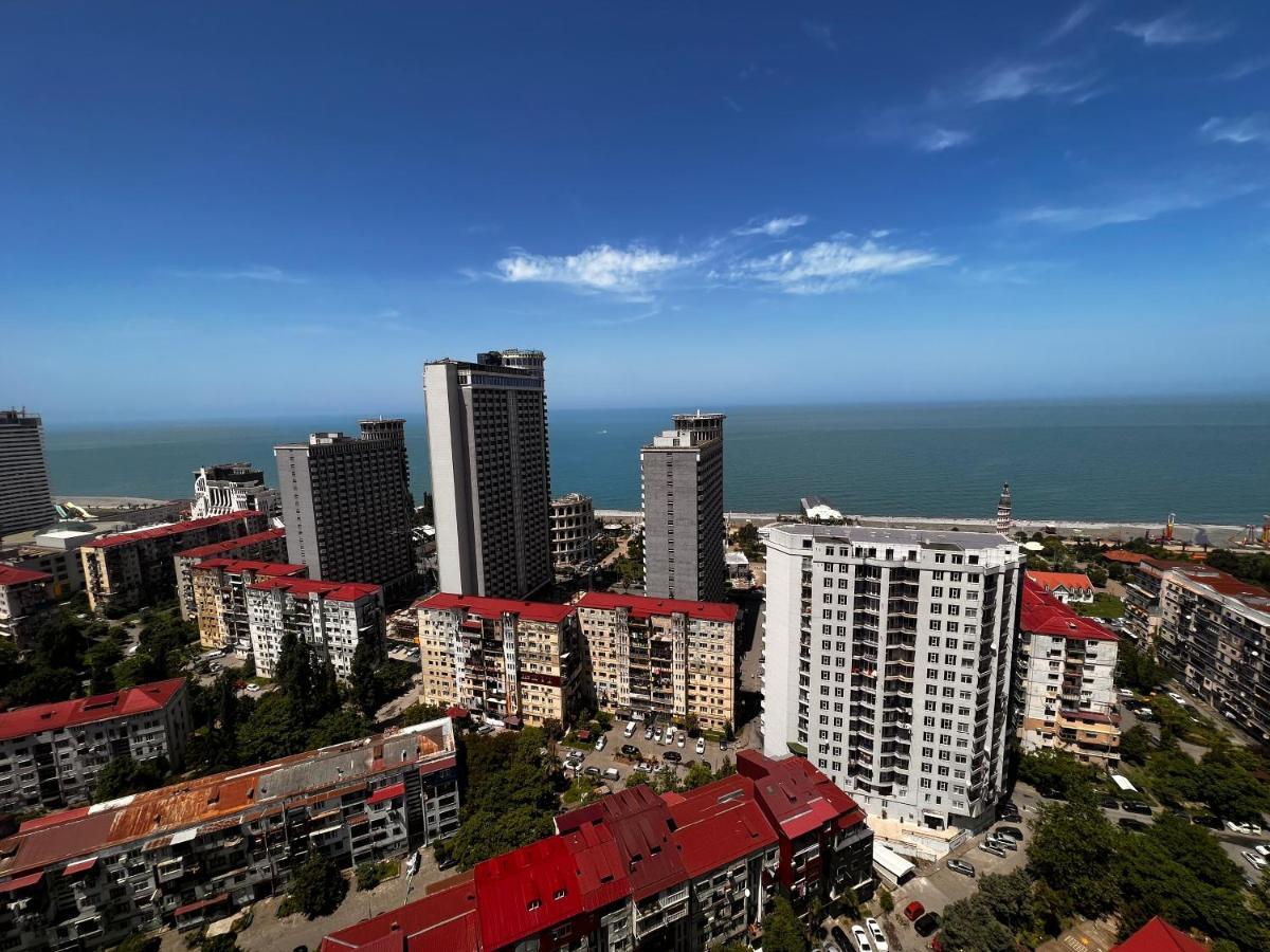 27 Floor Apartments Batumi Exterior photo