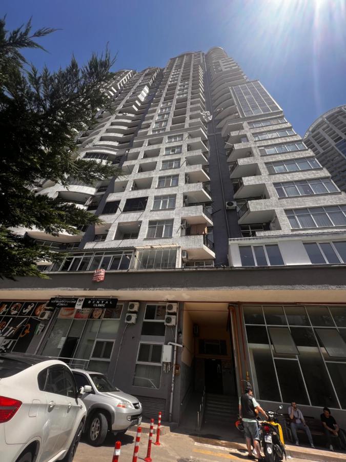 27 Floor Apartments Batumi Exterior photo