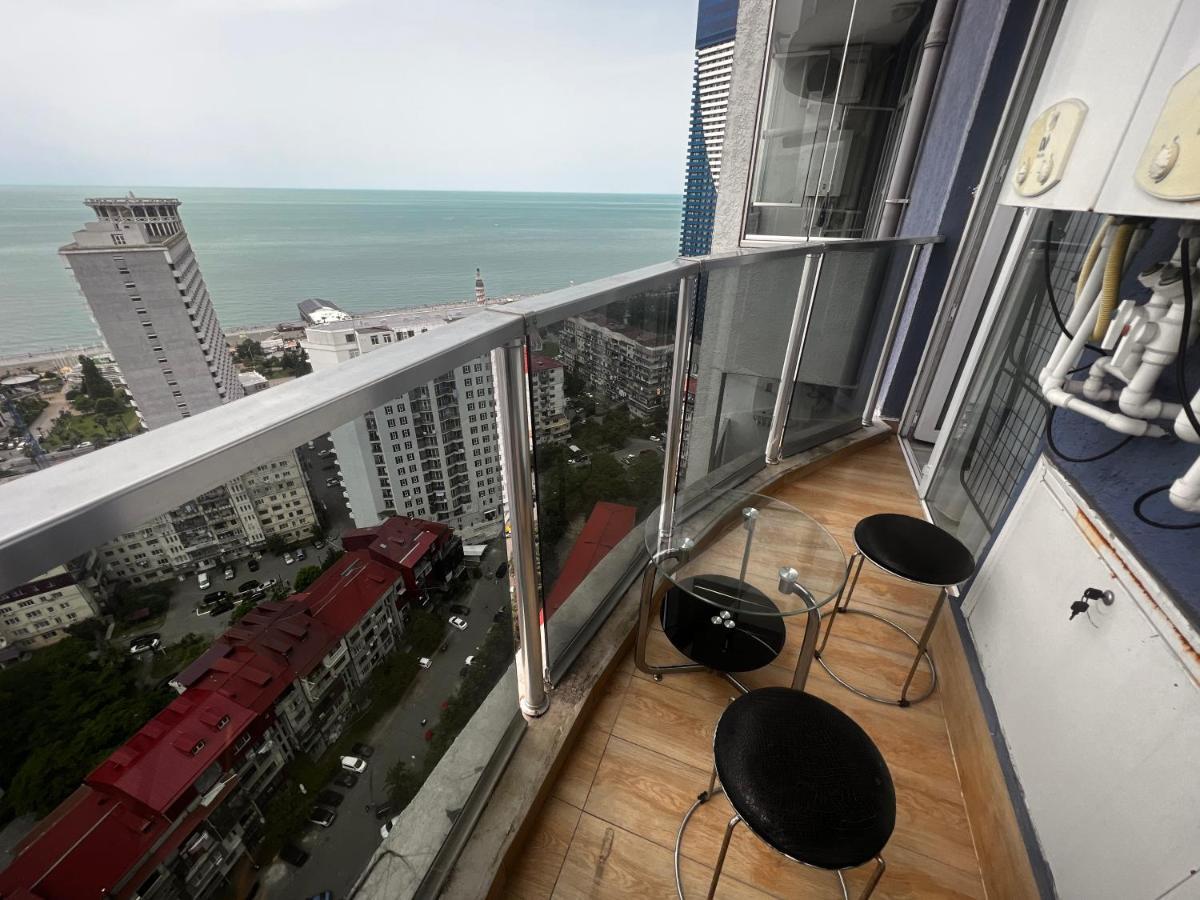 27 Floor Apartments Batumi Exterior photo